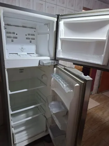 Geladeira Frost Free