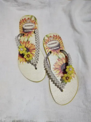 Chinelos em macramé 
