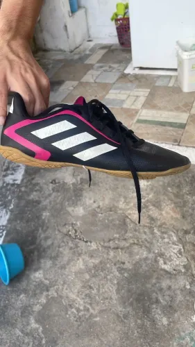 Tênis de futsal adidas Artilheira VI
