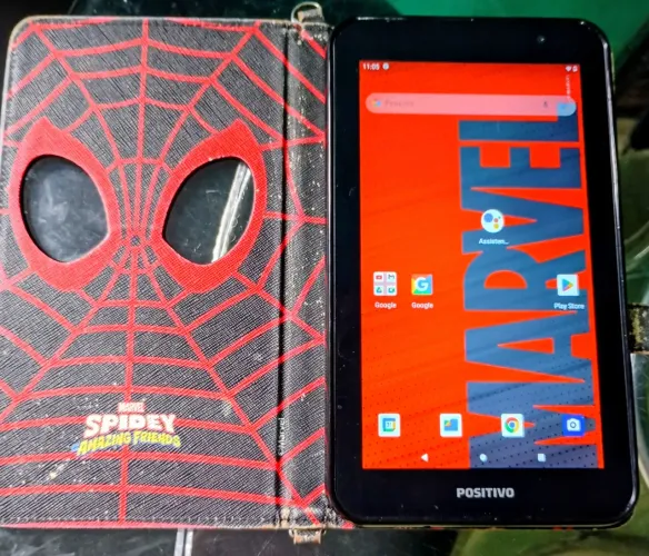 Vende- se Tablet Positivo Twist Tab Kids Spidey+ com capa personalizada do Homem-Aranha.