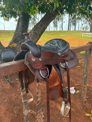 SELA DE TAMBOR SEMINOVA À VENDA