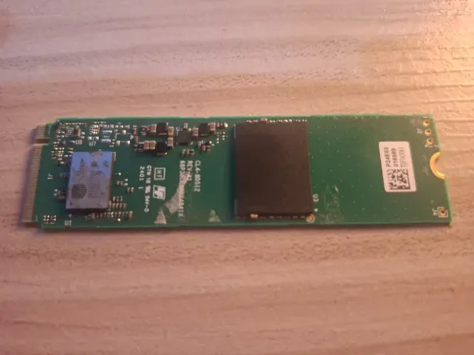 SSD M.2 NVMe 256GB Solidigm / SK Hynix CL4 PCIe Gen4 2280 (Para PC e Notebook)