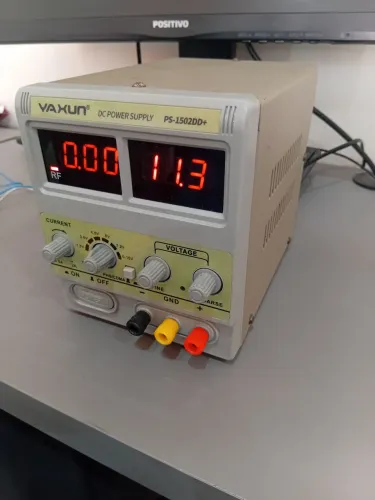 Fonte de bancada yaxun 1502dd+ (110v)