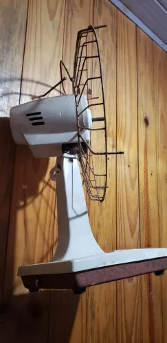 Ventiladores Vintage Britânia 