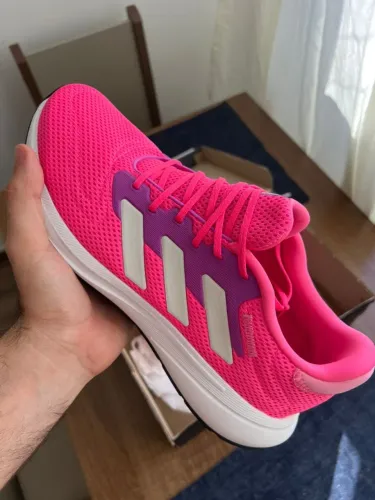 Tenis adidas novo