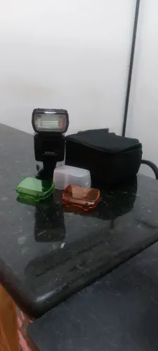 Flash nikon sb-700 Estado de Novo