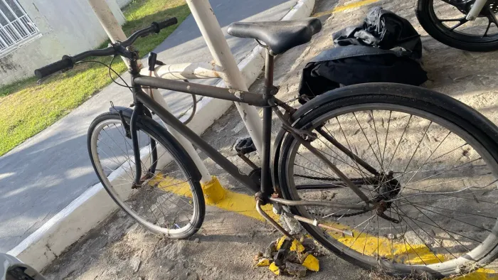 bicicleta de passeio tradicional, bicicleta urbana
