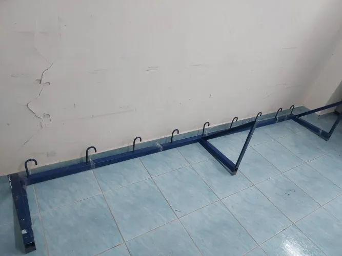 Vendo suporte bicicleta parede ferro 