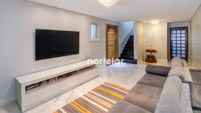 Sobrado com 3 dormitórios à venda, 243 m² por R$ 1.300.000,00 - Parque São Domingos - São