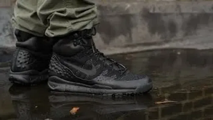 NIKE LAB ACG LUPINEK FLYKNIT SFB ORIGINAL - US 11.5 / BR 43 - RARO