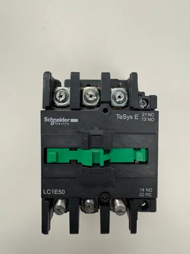 Contator Schneider LC1E50 - Seminovo