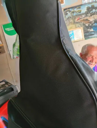 Vendo um violão estenbergue 