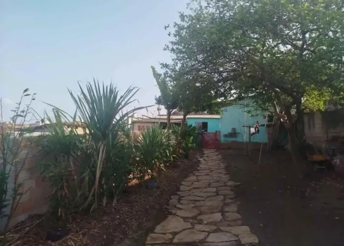 Vendo  2 Casas próximo ao centro de Gouveia MG 