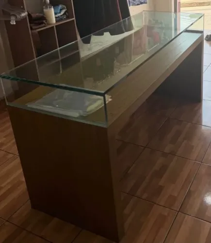 Ilha de expositor MDF
