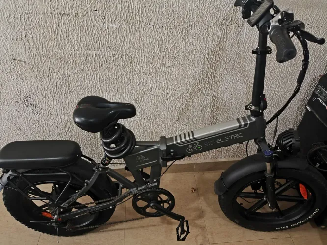 Bicicleta elétrica dobrável