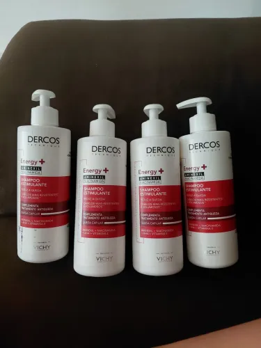 Kit com 4 Shampoos Dercos Vichy