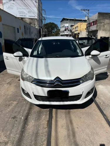Citroen C4 Lounge Tendance 2.0 Flex 4P Mec. 2014