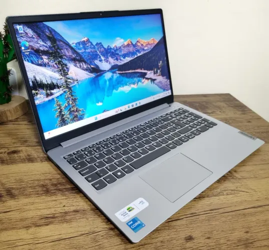 NOTEBOOK LENOVO CORE i3- 12° GERAÇÃO/SSD NVNE 256GB/4GB