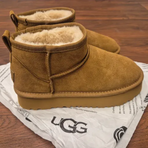 bota ugg classic ultra mini platform 37