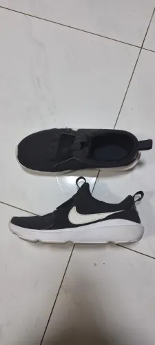 Tênis Nike comfort 35