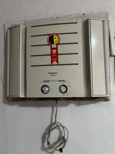 Ar condicionado de janela springer 7.500 btus