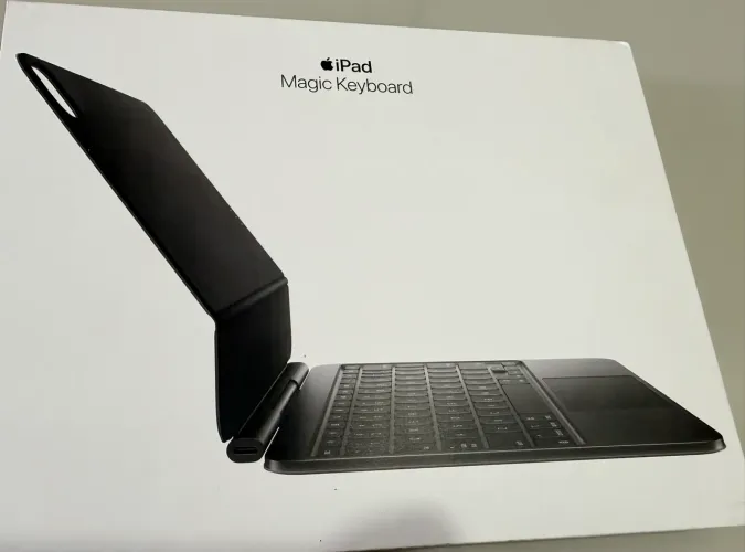 Magic Keyboard Apple Original para iPad Pro 11? (M4/M5)