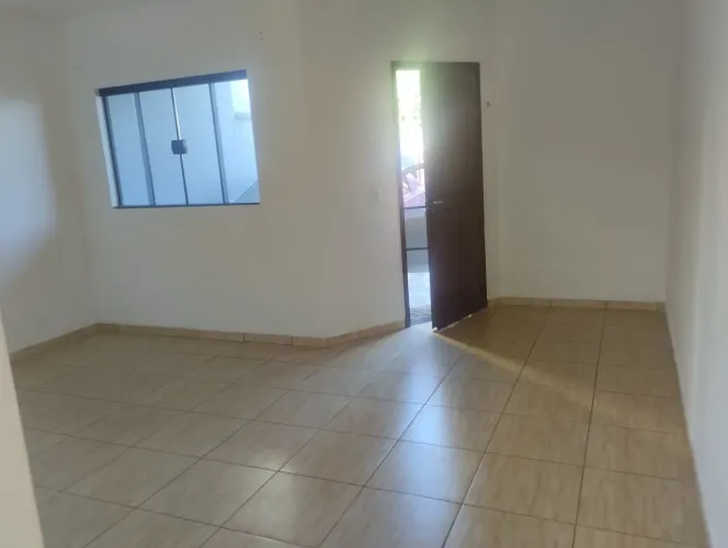 Alugou casa no Jardim Novo Horizonte em Rolândia