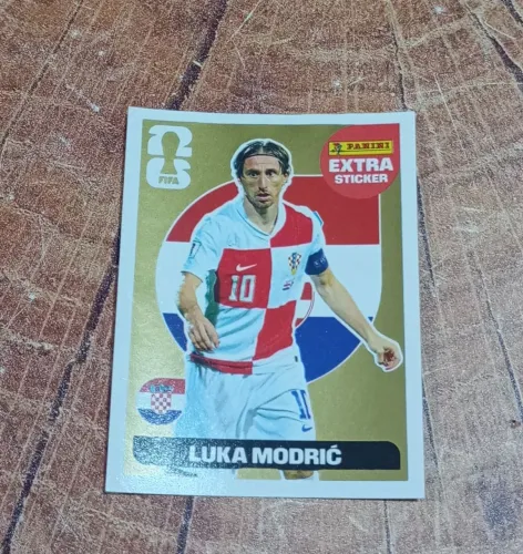 Figurinha Legend de ouro Luka modric.