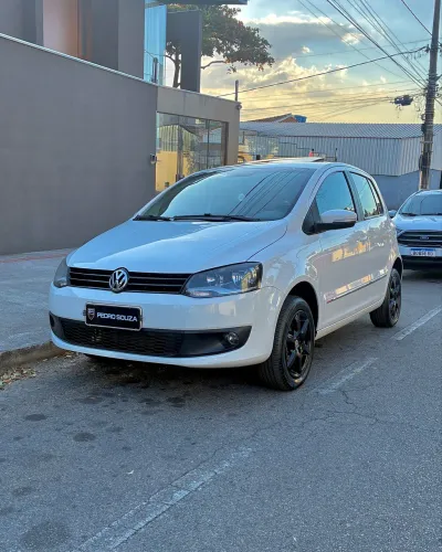 Volkswagen Fox Prime/higli. 1.6 Total Flex 8V 5P 2014