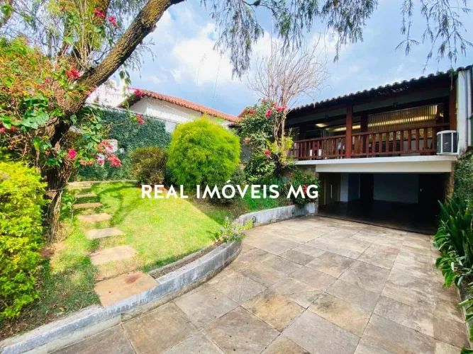 Casa para alugar 4 quartos 6 vagas e piscina na Serra