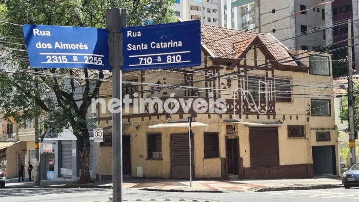 Venda Casa comercial Lourdes Belo Horizonte