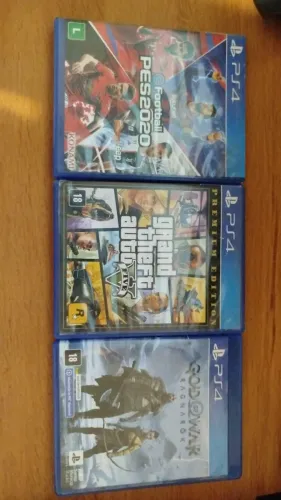 ? Atenção Vende-se  Ps4 Slim  Processador (CPU): AMD "Jaguar" x86-64 de 8 núcleos. Gráfic