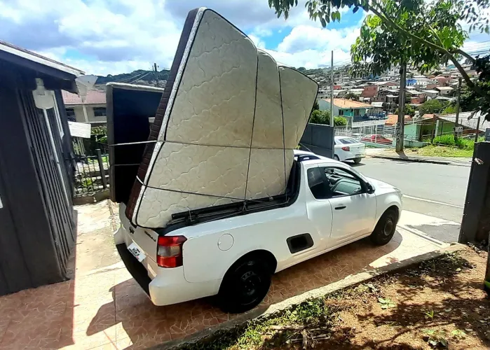 Faço frete pequeno de picape Montana 