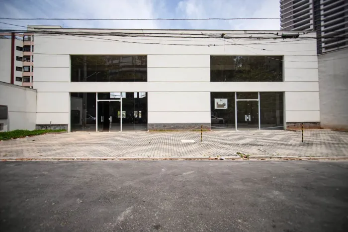 Loja na Rua Doutor Soter de Faria, 86 500 m²