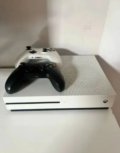 VENDO OU TROCO ESSE XBOX ONE S
