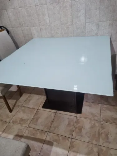 Mesa de vídro 1x40 por 1x40 