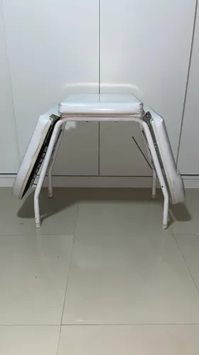 Maca Estética Reclinável 3 Posições - Estrutura Reforçada