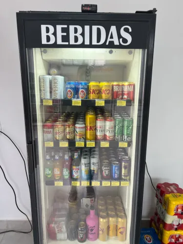 Geladeira expositora