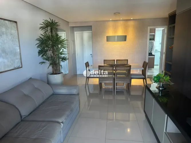 Apartamento com 4 quartos sendo 1 suíte disponível para venda no bairro Santa Maria em Ube