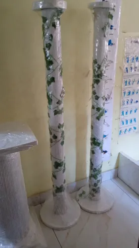Coluna estilo romano para decoração