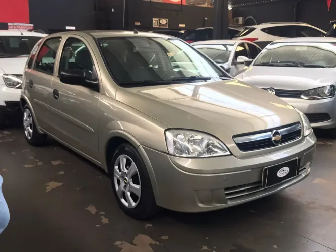 Chevrolet Corsa Hat. Maxx 1.4 8V Econoflex 5P 2011