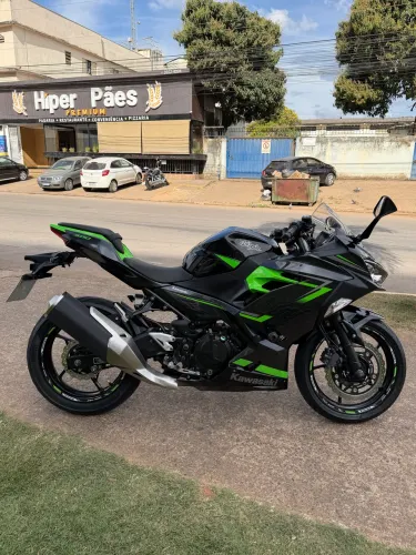 Kawasaki ninja 400