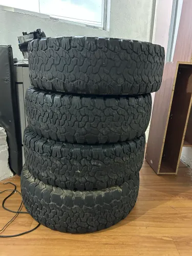 PAR DE PNEUS BFGoodrich LT265/75R16