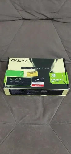 Placa de Vídeo Galax Nvidia GeForce GT 710 1GB DDR3 com Caixa Original