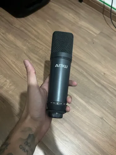Microfone AMW condensador
