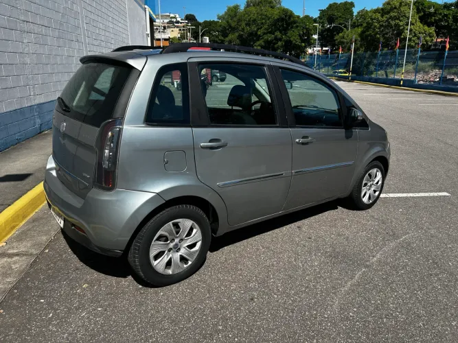 Fiat Idea Essence 1.6 Flex 16V 5P 2014