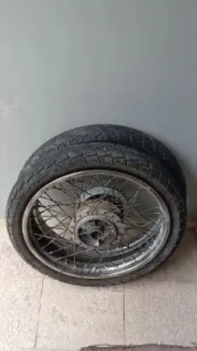 Rodas YBR Factor 125 Com Pneu - Precisa Raios - R$350