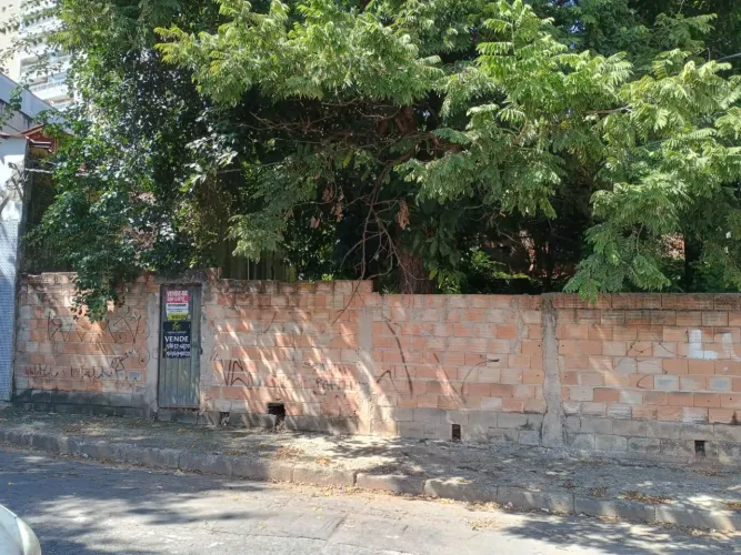 Imóvel para venda tem 637 metros quadrados em Vila Cloris - Belo Horizonte - MG