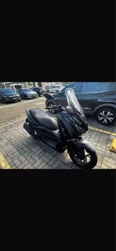 Yamaha XMAX 250