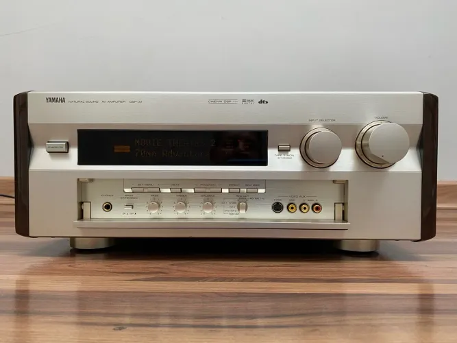 Amplificador Yamaha DSP a1